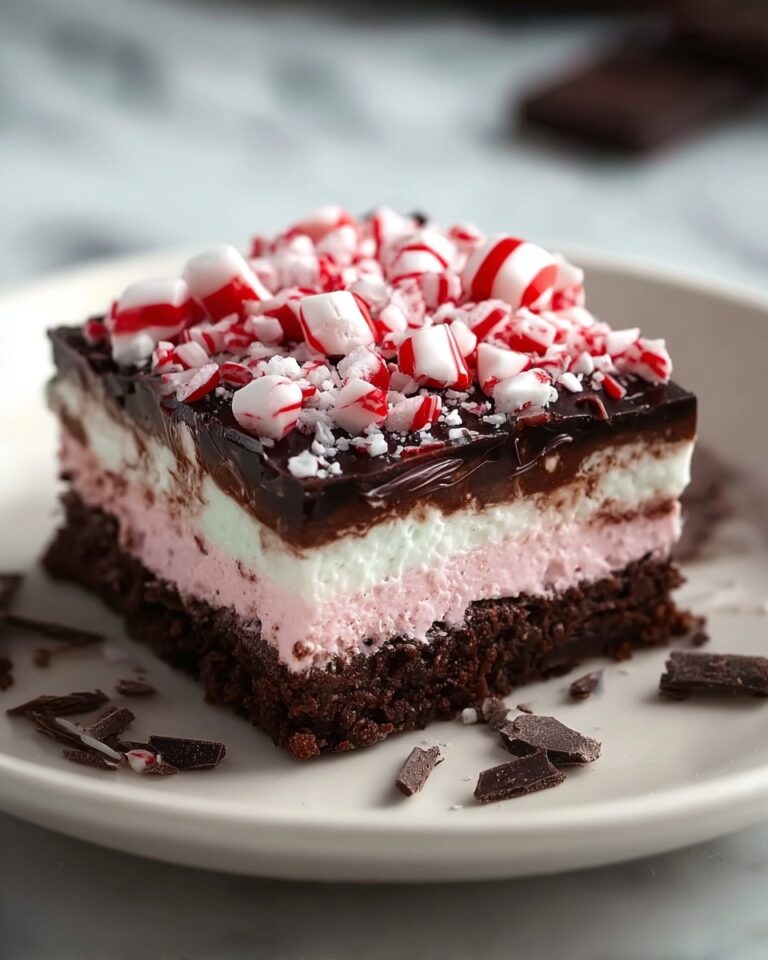 Chocolate Peppermint Lasagna: A Festive No-Bake Holiday Dessert Recipe