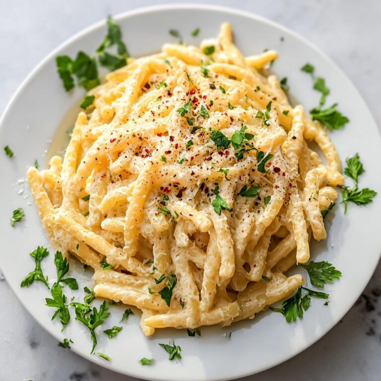 One Pot Creamy Garlic Pasta Recipe